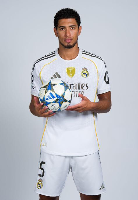 76人三分手感火热（76人三分火力全开）