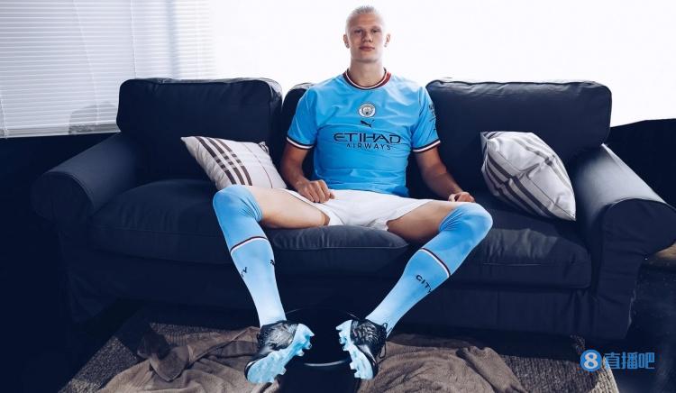 斯内德：贝尼特斯接手国米的时机很糟糕，我没说他是最差教练（斯内德：贝尼特斯接掌国米时机不佳，但我从未称其为最差主帅）