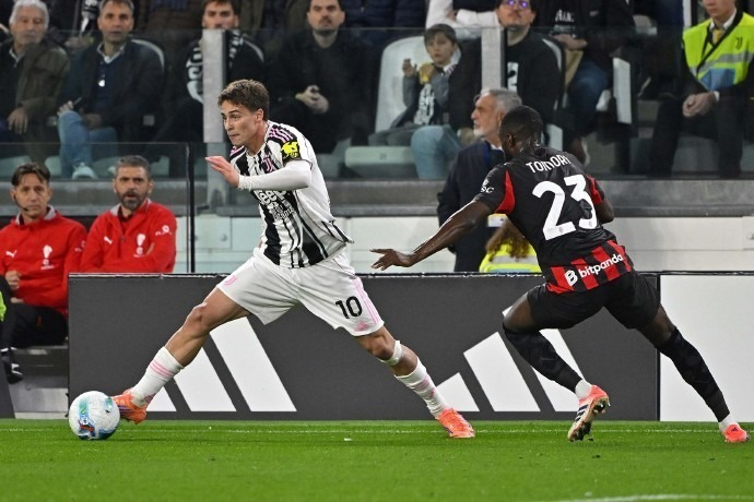 李金羽：国足的病根是生态没了；执教国足是我当教练后的梦想（李金羽：国足顽疾在于生态缺失；执教国足是我执教生涯的梦想）