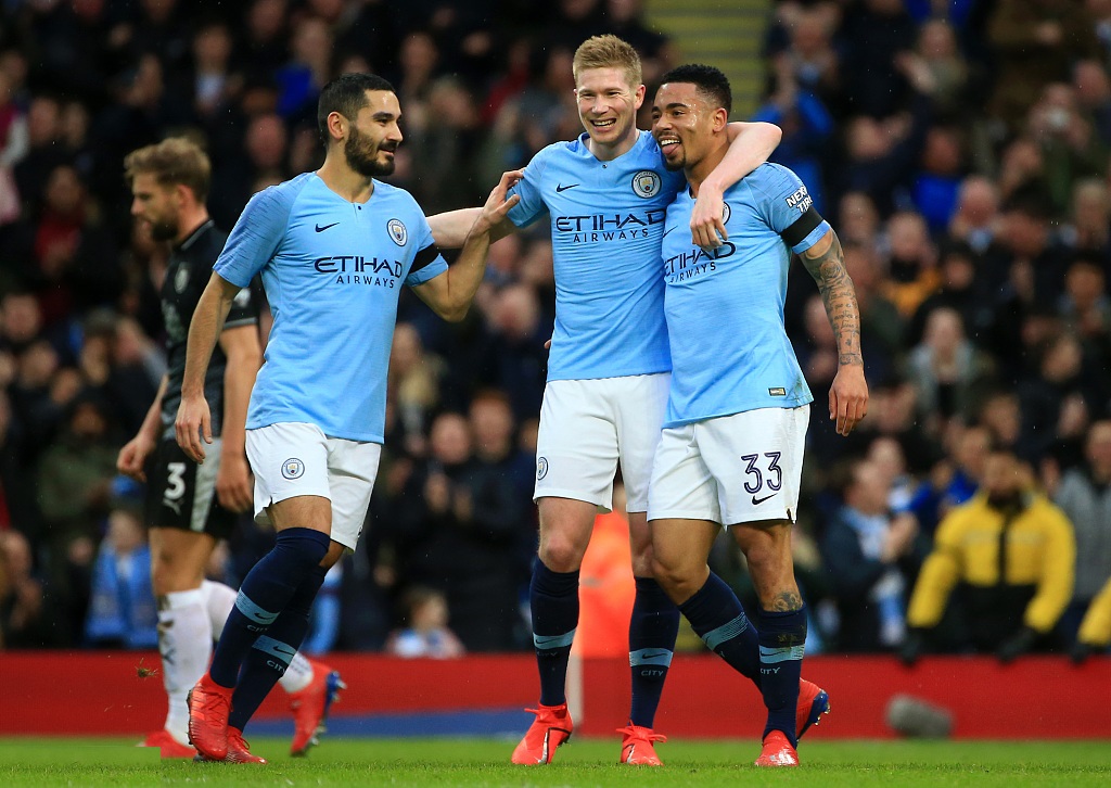 比利时国家队官方：征招切尔西外租门将彭德斯对阵列支敦士登（比利时国家队官宣：召入切尔西租借门将彭德斯迎战列支敦士登）