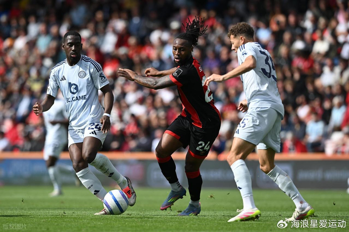 获中乙最佳球员，费尔南多：感谢申花的培养，感谢恒宸的舞台（荣膺中乙最佳，费尔南多致谢申花栽培与恒宸舞台）