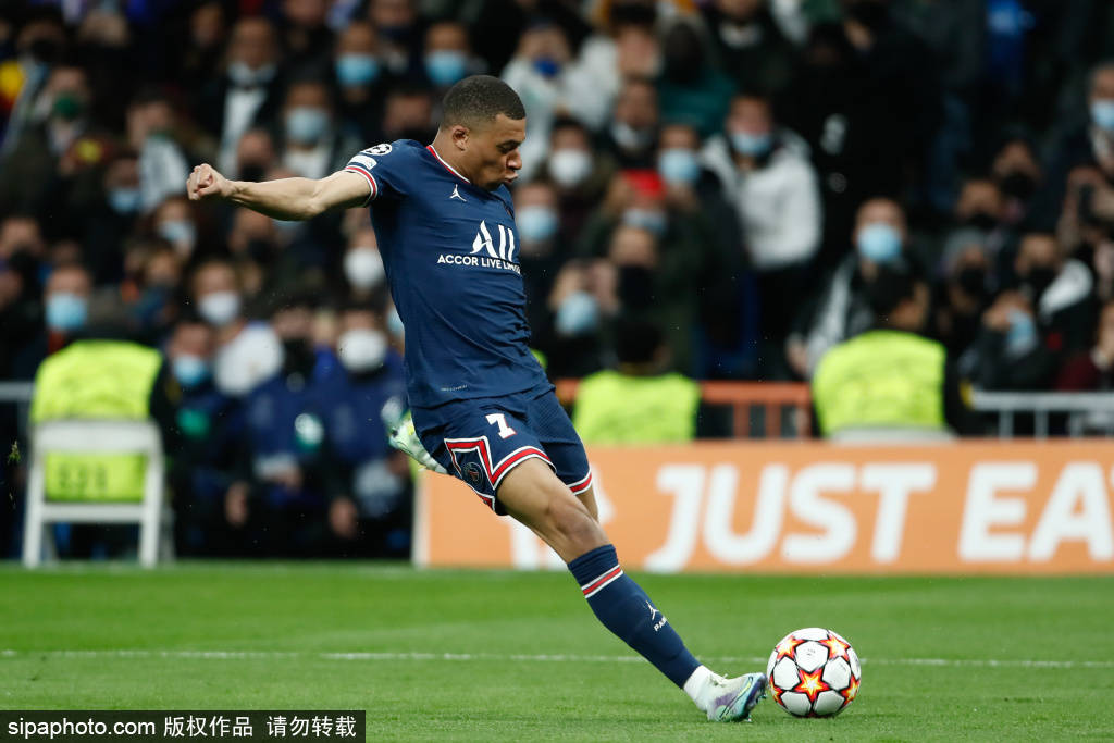 内马尔：我的心永远属于桑托斯；之后将进行膝盖半月板手术