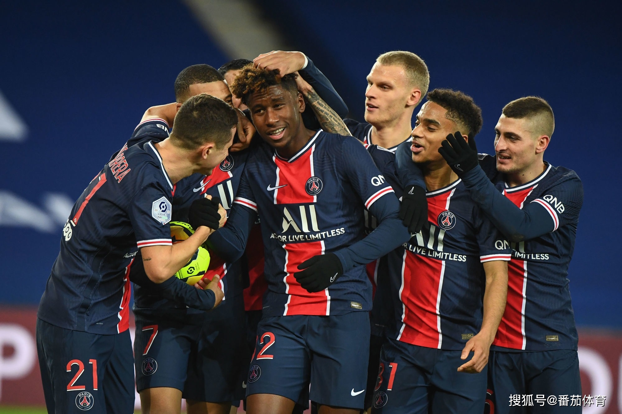 泰晤士报：竞标欧冠失败后，网飞考虑争夺部分英超转播权（泰晤士报：欧冠竞标失利后，网飞考虑竞购英超部分转播权）