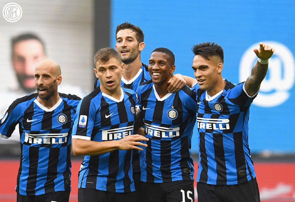 斯卢茨基：与广岛一战势均力敌，虽未取胜但对比赛质量满意（斯卢茨基：对阵广岛旗鼓相当，未能取胜但对比赛水平满意）