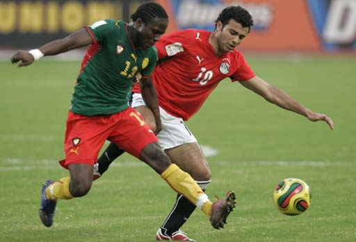 5场丢8分！阿森纳也要羡慕，拜仁对手仍高居第二，英超太难了（近5轮丢掉8分！拜仁劲敌依旧高居次席，连阿森纳都眼红，英超真难踢）