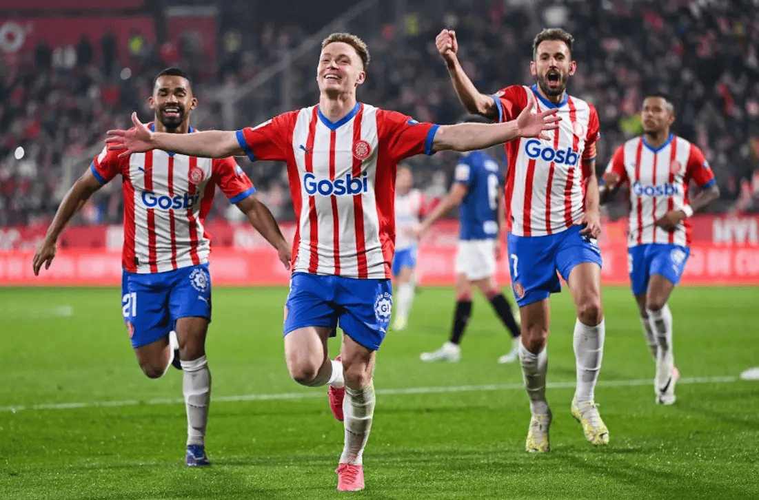 多纳鲁马：我和托纳利关系很好，我的手机里都是他的搞笑图片（多纳鲁马称与托纳利关系融洽：手机里塞满他的搞笑照片）