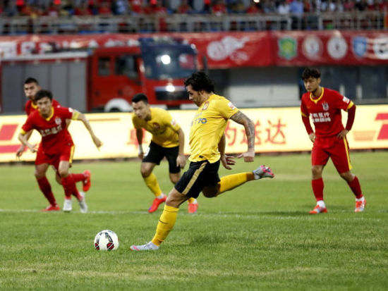 绿帽哥独家：萨拉赫在与球队高层会议时拒绝道歉（传萨拉赫在与球队高层会面时拒绝道歉）