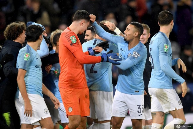 穆帅：对阵葡乙球队时球员态度不端正，中场休息我想换9个人（穆里尼奥：面对葡乙对手队员态度欠佳，半场我想换掉9人）